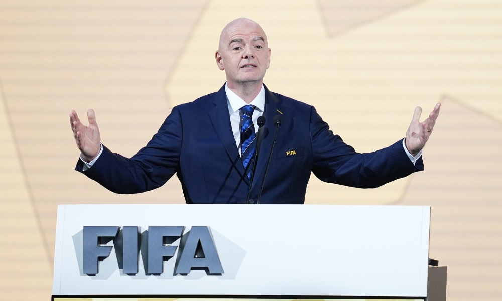 因为足球赛 因为足球赛